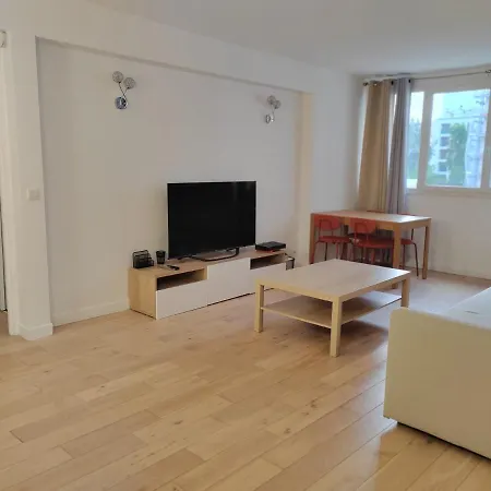 דירה Location Courte Duree Renove Sous La Tour Eiffel פריז